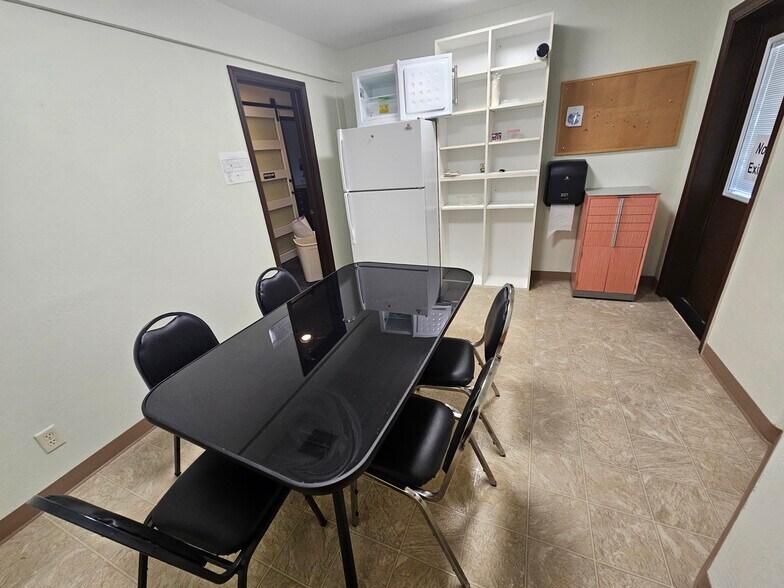 More Photos Of 320 Solano St, Corning Healthcare For Sale
