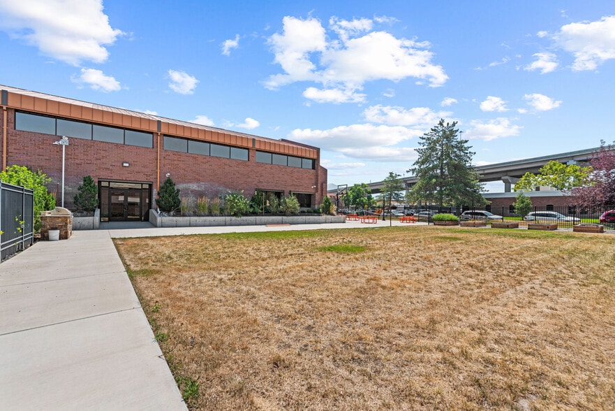 More Photos Of 2300 S 300 W, Salt Lake City Unknown For Lease