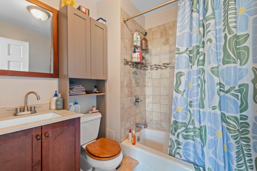 More Photos Of 1728 Bolton St, Baltimore Apartments For Sale