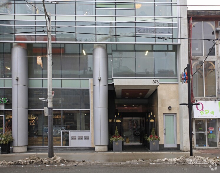 More Photos Of 373-375 King St W, Toronto Apartments For Lease