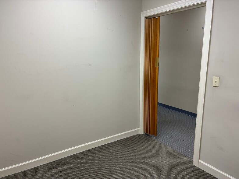 More Photos Of 1134 N Road St, Elizabeth City Medical For Lease