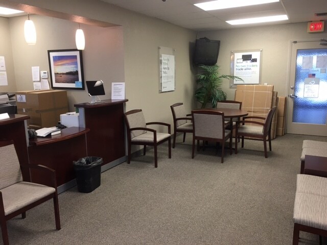 More Photos Of 505 Beachland Blvd, Vero Beach Office For Lease