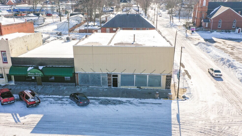 More Photos Of 531-533 N Main St, Carrollton General Retail For Sale