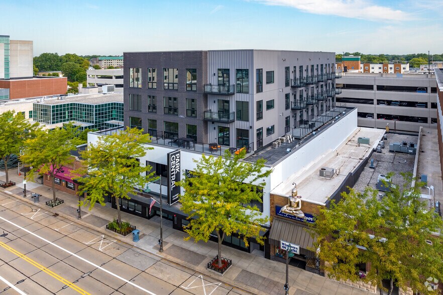More Photos Of 318 W College Ave, Appleton Apartments For Lease