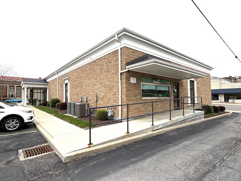 More Photos Of 625 Scott St, Napoleon Bank For Sale