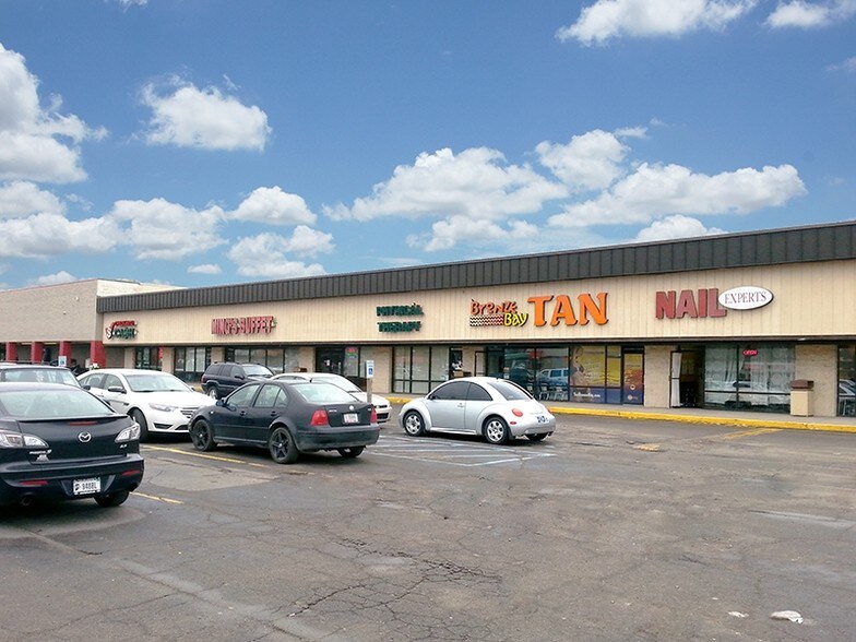 More Photos Of 113-125 S Memorial Dr, New Castle Unknown For Lease