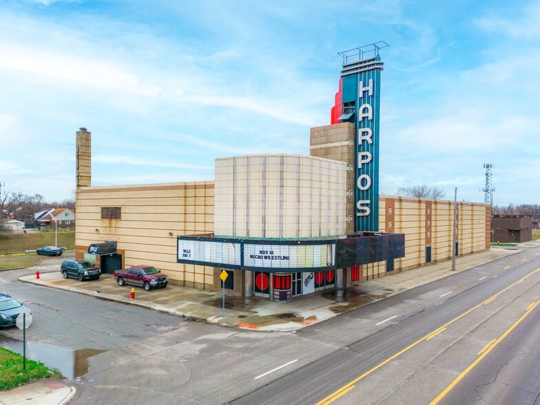 Primary Photo Of 14238 Harper Rd, Detroit Theater Concert Hall For Sale