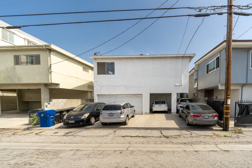 More Photos Of 1631 Granville Ave, Los Angeles Apartments For Sale