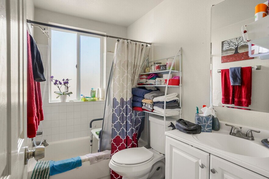 More Photos Of 1205 Yosemite St, Denver Apartments For Sale