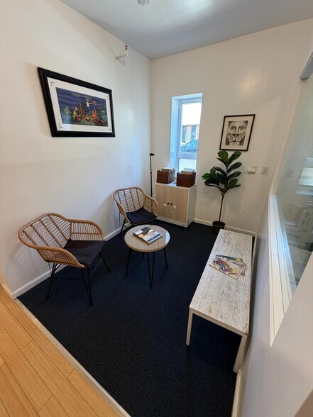 More Photos Of 3 W 18th St, Weehawken Showroom For Lease