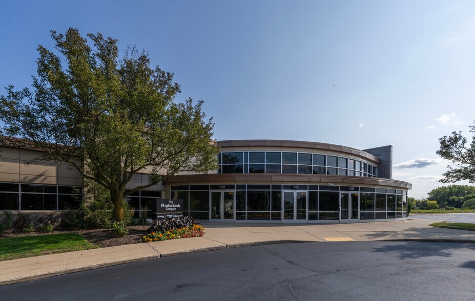 More Photos Of 6744 S Howell Ave, Oak Creek Office For Sale