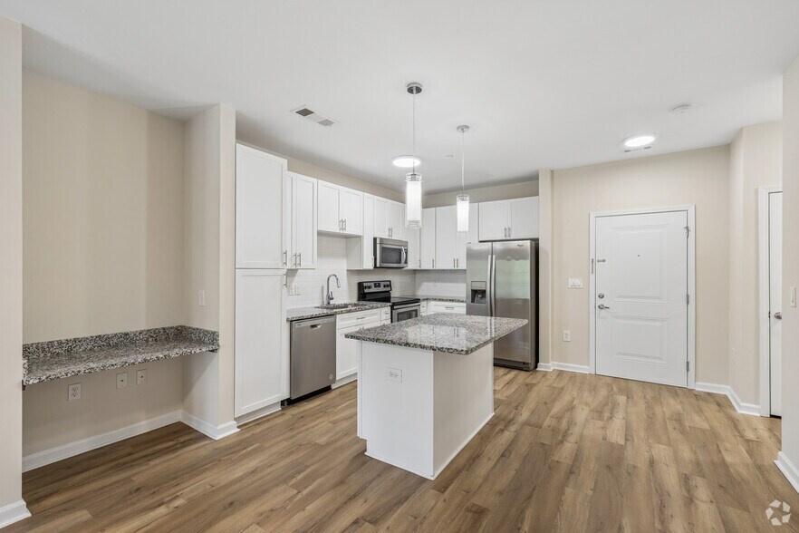 More Photos Of 211 River Landing Dr, Charleston Apartments For Lease