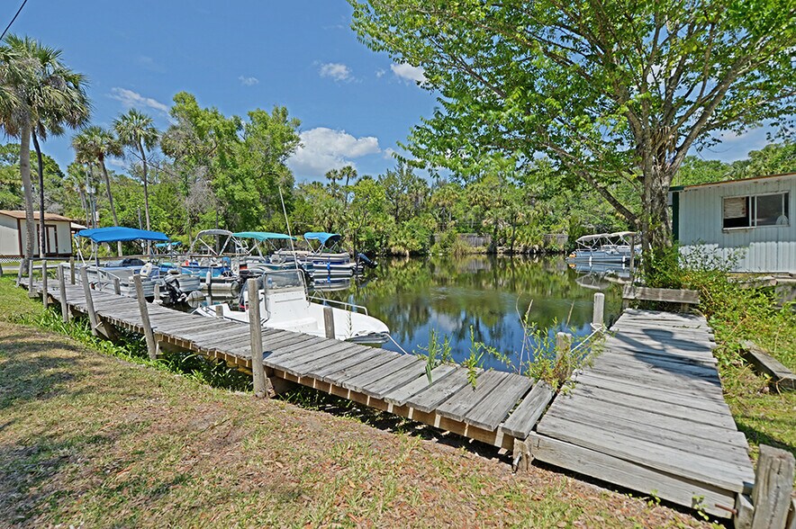 More Photos Of 10175 W Fishbowl Dr, Homosassa Bar For Sale
