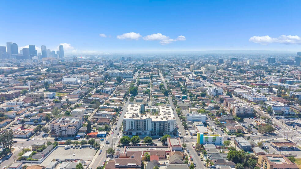 More Photos Of 330 N Westlake Ave, Los Angeles Apartments For Lease