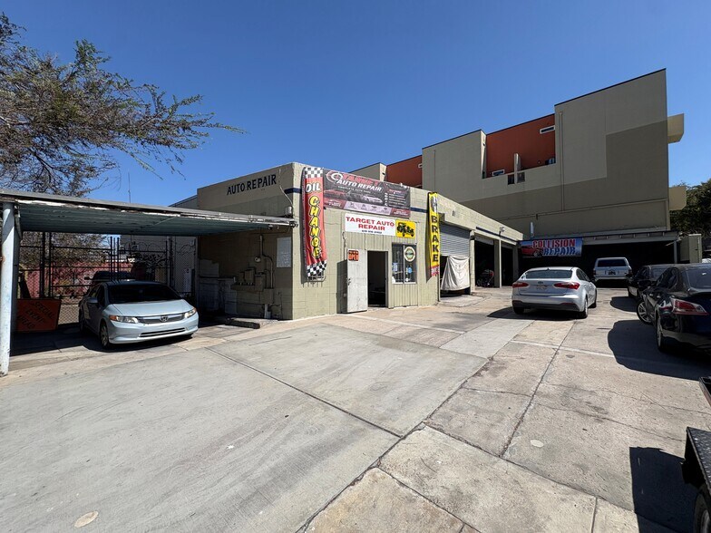 More Photos Of 301 16th St, San Diego Auto Repair For Sale