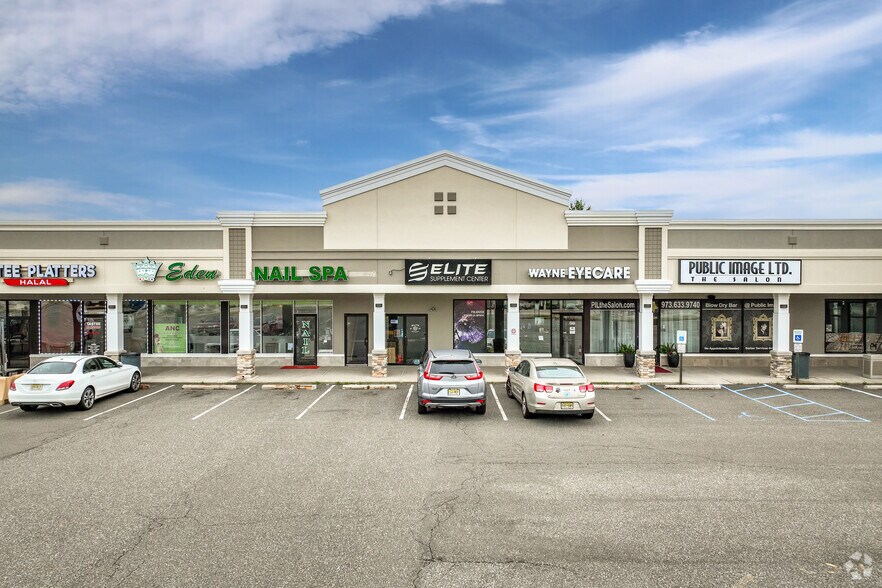 More Photos Of 1055 Hamburg Tpke, Wayne Unknown For Lease