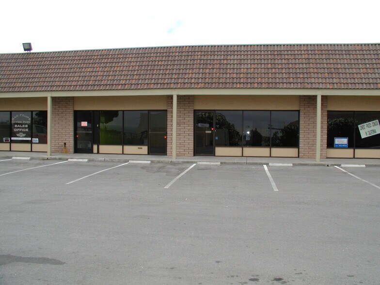 More Photos Of 321 San Felipe Rd, Hollister Medical For Lease