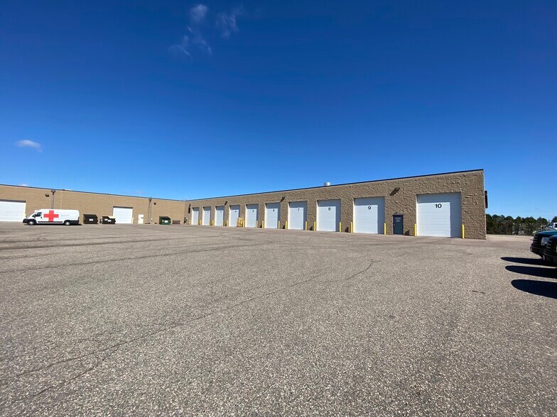 More Photos Of 2120 Howard Dr W, North Mankato Warehouse For Lease
