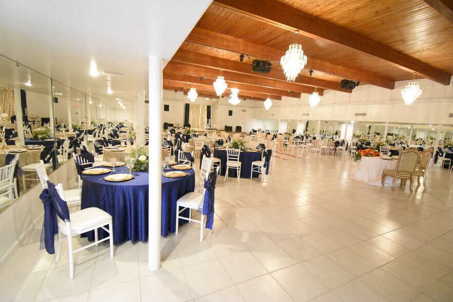 More Photos Of 401 Pennsylvania St, South Houston Lodge Meeting Hall For Sale