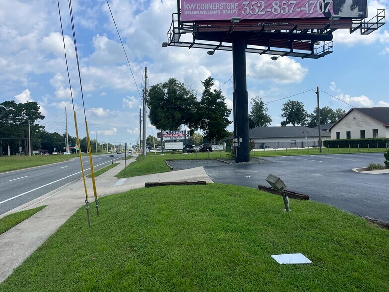 More Photos Of 2935 SE 58th Ave, Ocala Storefront Retail Office For Sale