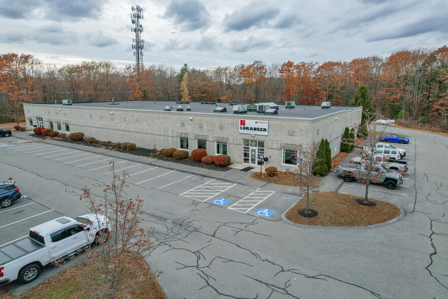 Primary Photo Of 2325 Broadway, South Portland Showroom For Lease