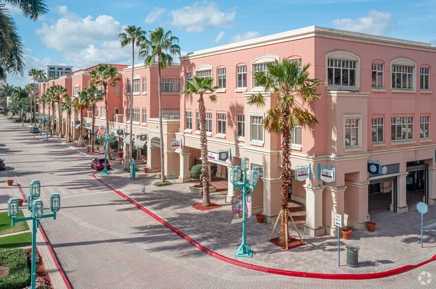 Primary Photo Of 327 Plaza Real, Boca Raton Office For Lease