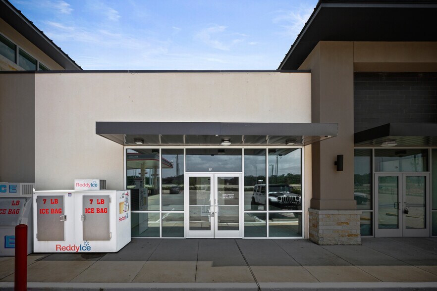 More Photos Of 23655 FM 1093, Richmond Convenience Store For Lease