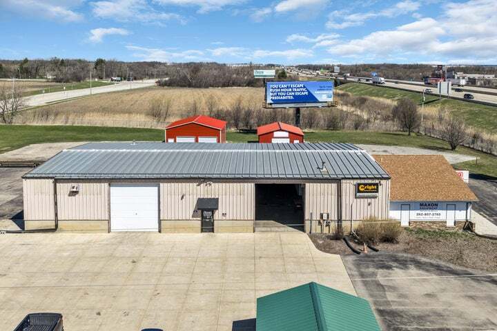 More Photos Of 6221 122nd Ave, Kenosha Warehouse For Lease