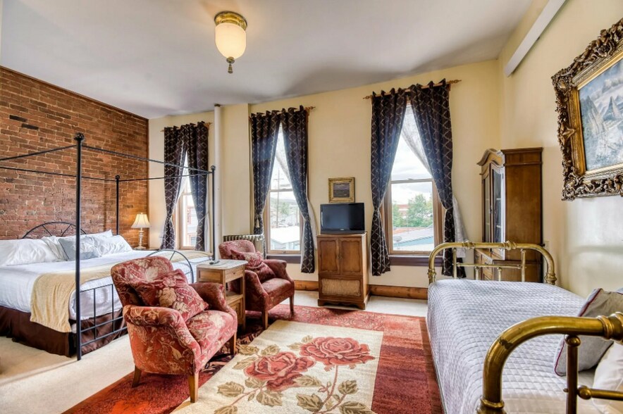 More Photos Of 700 Harrison Ave, Leadville Hotel For Sale