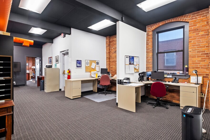 More Photos Of 34 Depot St, Pittsfield Medical For Sale