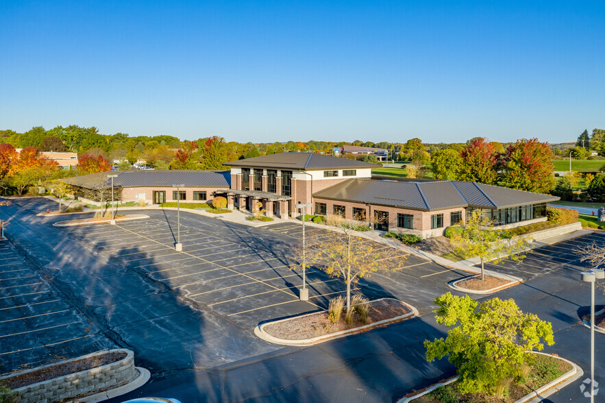 Primary Photo Of 3400 Intertech Dr, Brookfield Medical For Lease