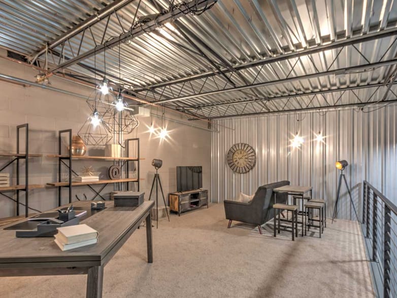 More Photos Of 2919 Commerce Dr., Derby Self Storage For Sale