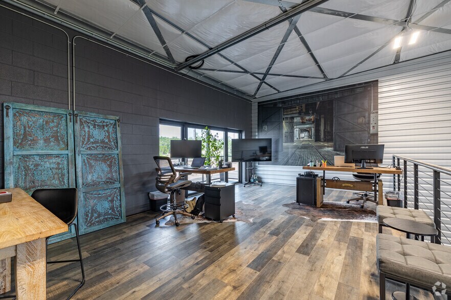 More Photos Of 15431 Fitzhugh Rd, Dripping Springs Unknown For Lease