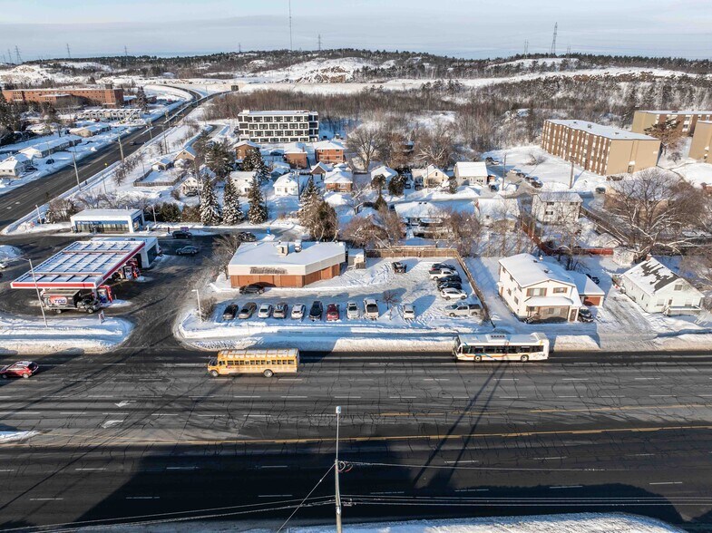 More Photos Of 1181 Notre Dame Av, Sudbury Restaurant For Lease