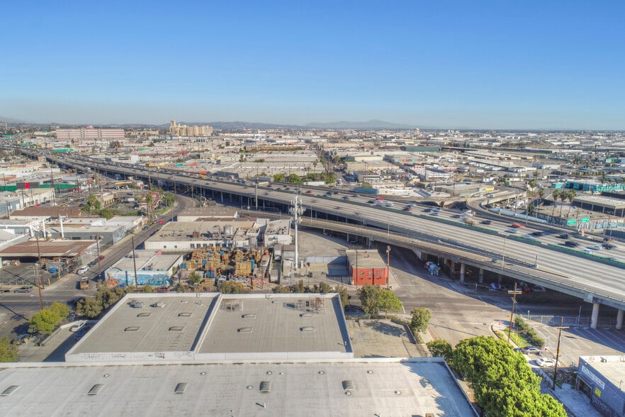 More Photos Of 1475 Long Beach Ave, Los Angeles Warehouse For Lease