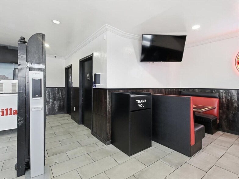 More Photos Of 11919 Garfield Ave, South Gate Restaurant For Sale