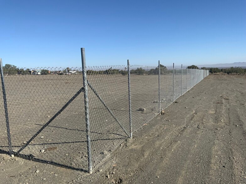Primary Photo Of 2773 Acacia Rd, Pinon Hills Land For Lease