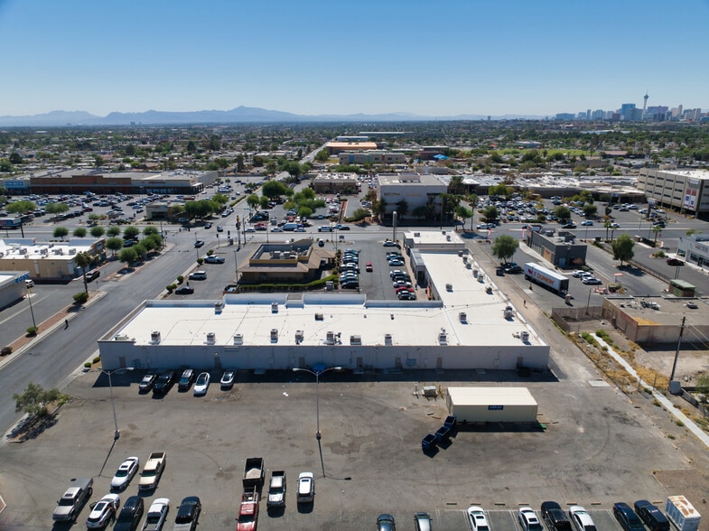 More Photos Of , North Las Vegas General Retail For Sale