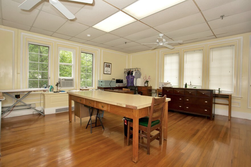 More Photos Of 150 Sister Servants Ln, Sloatsburg Lodge Meeting Hall For Sale