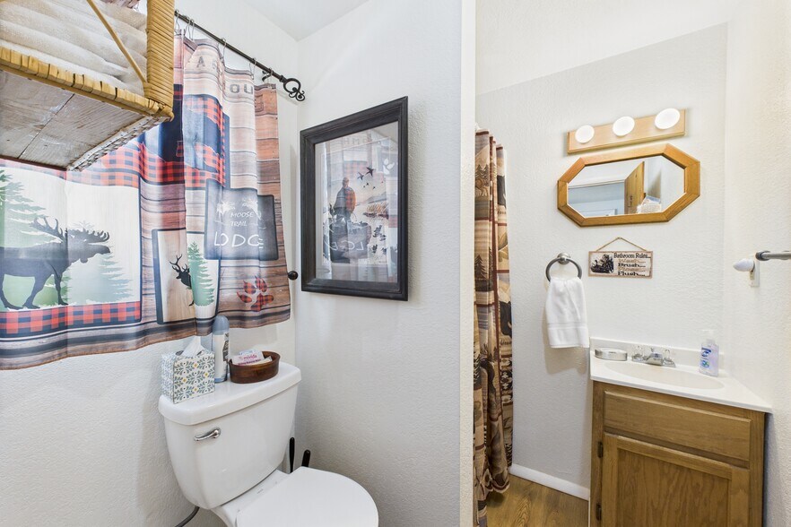 More Photos Of 141 County Road 851, Elizabeth Hotel For Sale