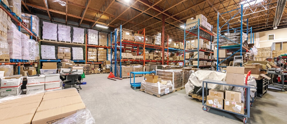 More Photos Of 8705 Government St, Burnaby Industrial For Sale