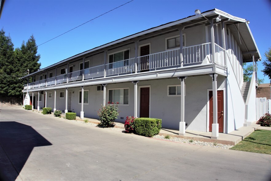 More Photos Of 1680-1695 Ellen Ave, Merced Apartments For Sale