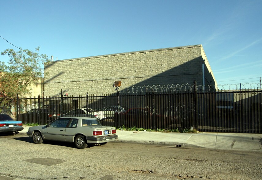 More Photos Of 3119-3121 S Main St, Los Angeles Unknown For Lease