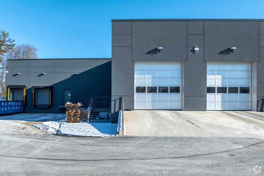 More Photos Of 700 York Rd, Warminster Township Auto Dealership For Sale