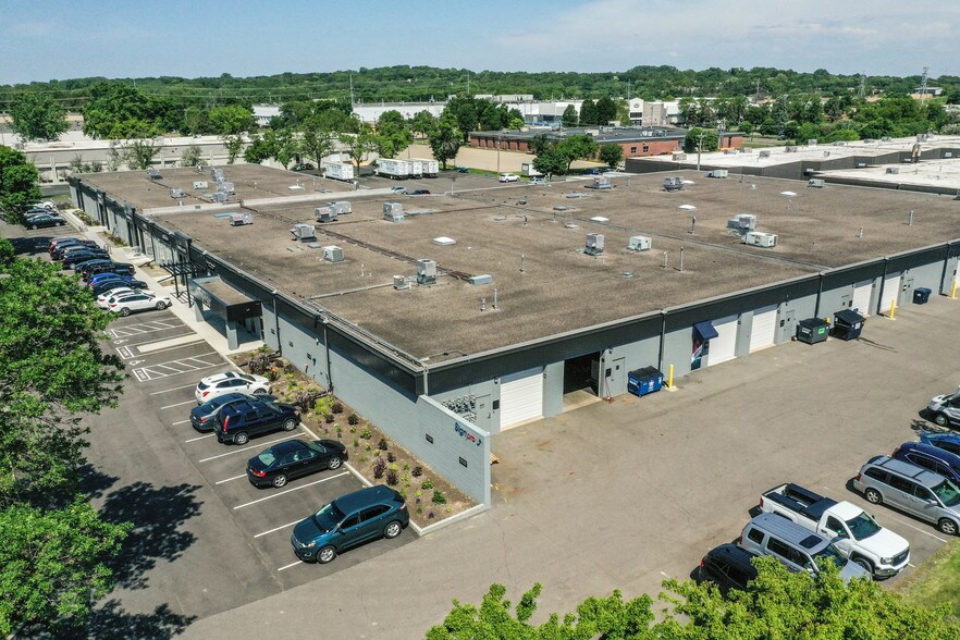 More Photos Of 5250-5280 W 74th St, Edina Light Distribution For Lease