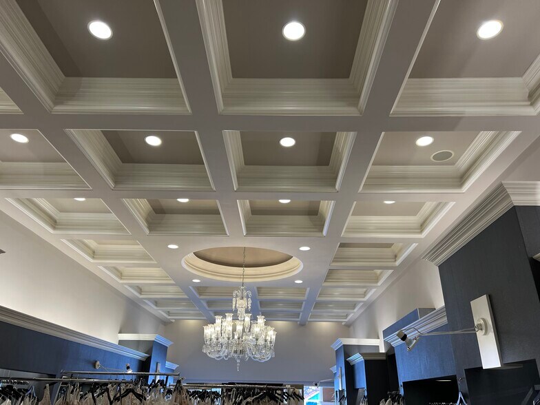 More Photos Of 756-868 E Thousand Oaks Blvd, Thousand Oaks Unknown For Lease