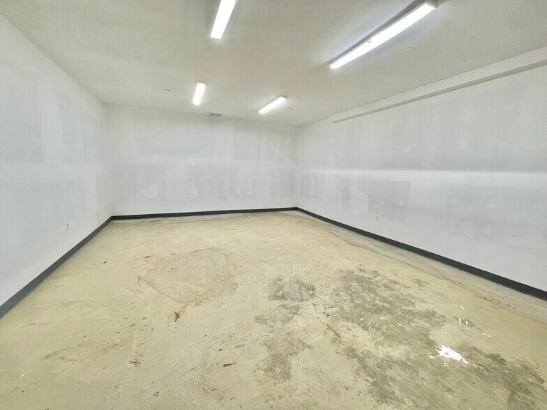 More Photos Of 150-30 12th Ave, Whitestone Apartments For Sale