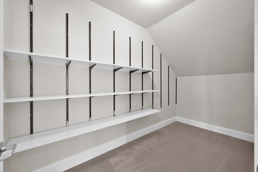 More Photos Of 25511 Budde Rd, The Woodlands Office For Lease