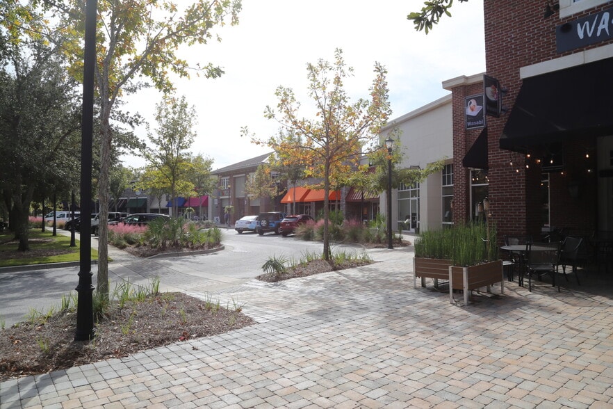 More Photos Of 3075 Proprietors Pl, Mount Pleasant Unknown For Lease