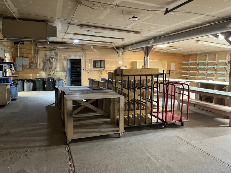 More Photos Of 24196 S Barlow Rd, Canby Warehouse For Sale